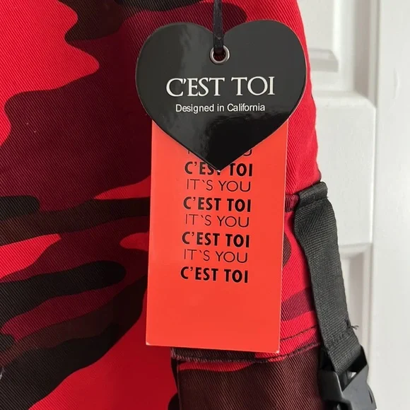 C'est Toi Camo Mini Skirt - Picture 2 of 6